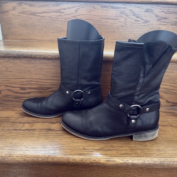 Boutique 9 Black Leather Harness Ankle Boots 8.5 - Picture 3 of 6